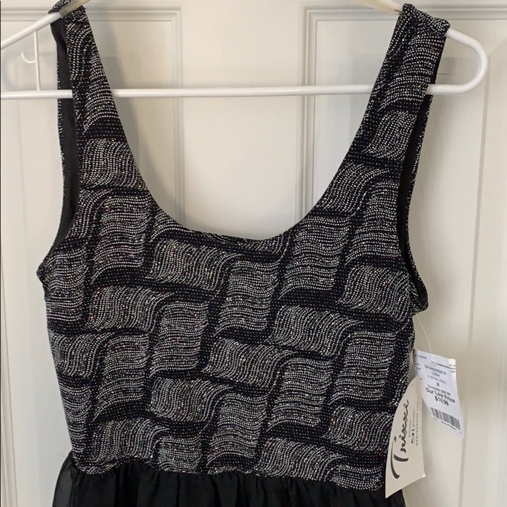 Dress - Picture 2 of 5